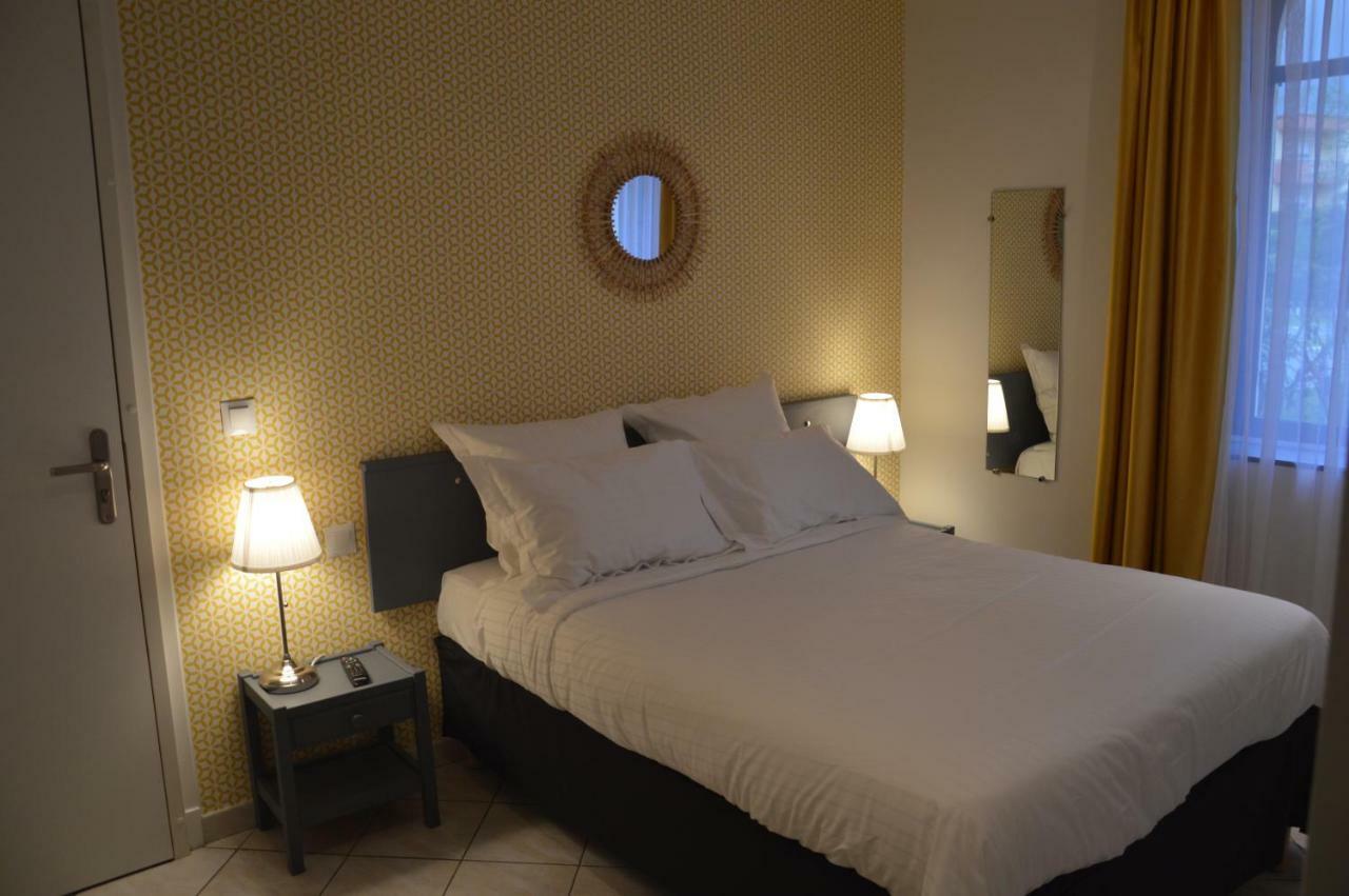 Hotel le Castellamar Sainte-Maxime Esterno foto
