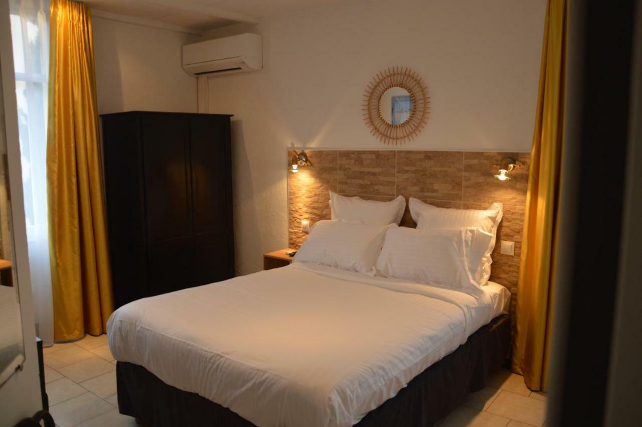Hotel le Castellamar Sainte-Maxime Esterno foto