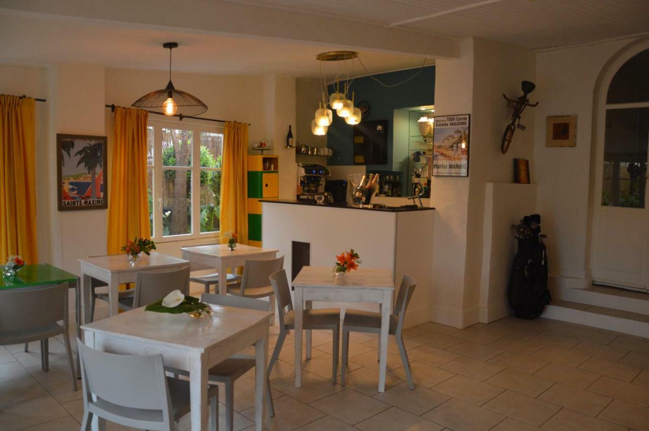 Hotel le Castellamar Sainte-Maxime Esterno foto